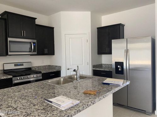 40100 Wade Dr, Maricopa AZ  85138 exterior