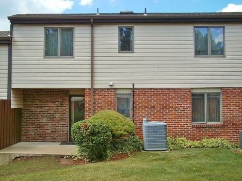 103 Victoria Dr, Canonsburg, PA 15317-5213