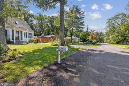 141 Harris Rd, Princeton, NJ 08540-3375