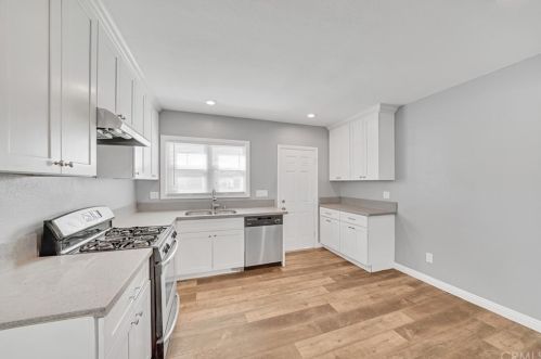 1477 Lemon Ave, Long Beach CA  90813-2158 exterior