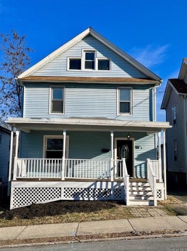 19 Myrtle Ave, Middletown NY  10940-4122 exterior