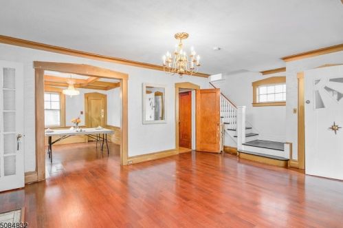 42 Park End Pl, East Orange NJ  07018-1113 exterior