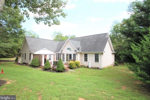 3908 Rapidan Hills Dr, Locust Grove VA  22508-2271 exterior