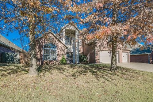 1711 Foxboro Ct, Bentonville, AR 72712-8686