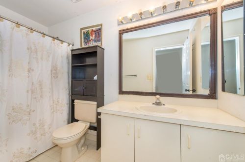 27 Nathan Dr, Old Bridge NJ  08857-2789 exterior