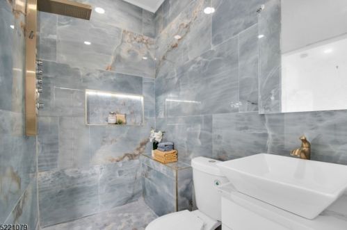 1084 Grove St, Irvington NJ  07111-4123 exterior