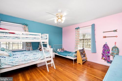 18 Balsam Ct, Lawrence Township NJ  08648-3118 exterior