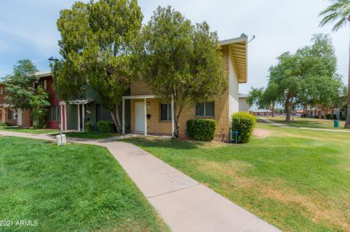 6650 43rd Ave, Glendale, AZ 85301-4204