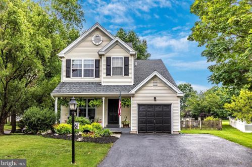 17 Lion Ct, Limerick, PA 19468-1339