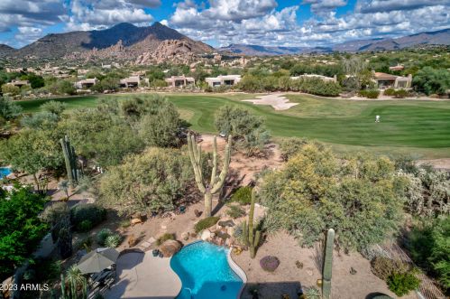 7482 High Pt Dr, Scottsdale AZ  85266-1413 exterior