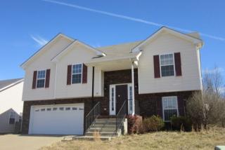 1885 Patton Rd, Clarksville, TN 37042-9548