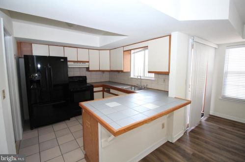 1417 Farmview Dr, Dover DE  19904-3390 exterior