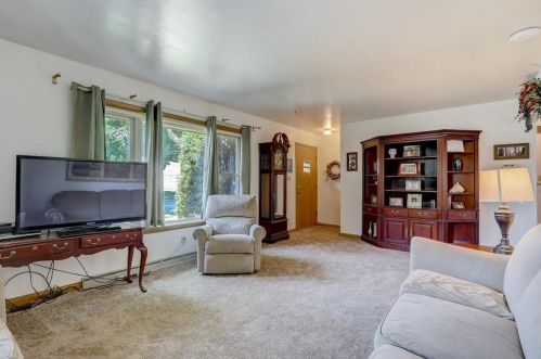 7119 Lakefield Dr, Milwaukee WI  53219-4025 exterior