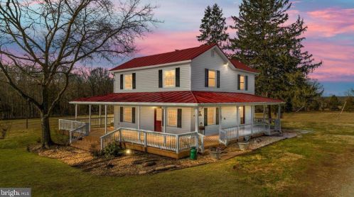 13612 Aden Rd, Nokesville, VA 20181-2815