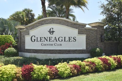 15347 Strathearn Dr, Delray Beach FL  10404-2837 exterior