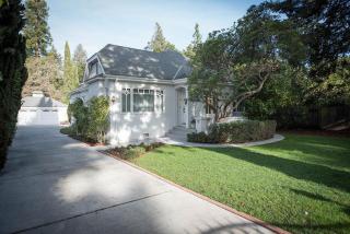 117 Middlefield Rd, Menlo Park CA  94027-3021 exterior