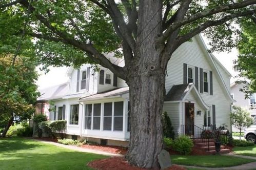 224 Main St, Elkland, PA 16920-1314