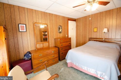 563 Columbia Ave, Bangor PA  18013-1747 exterior