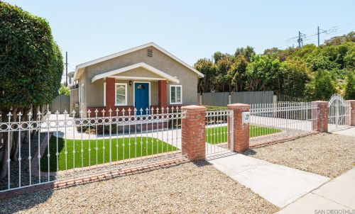 3257 L St, San Diego CA  92102-4332 exterior