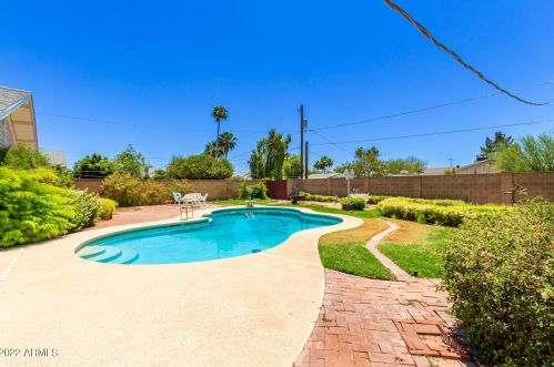 8513 Indianola Ave, Scottsdale AZ 85251-4924 exterior