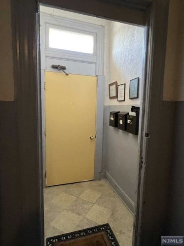 280 Macarthur Ave, Outwater NJ  07026-1216 exterior