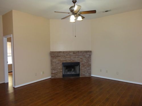 34602 Lake Side Dr, Pattison, TX 77423-8933