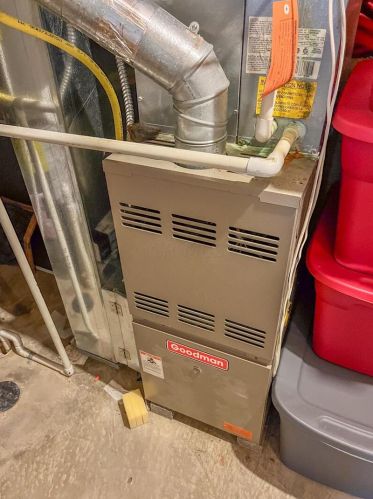 115 Springhouse Dr, Englewood OH  45322-8795 exterior