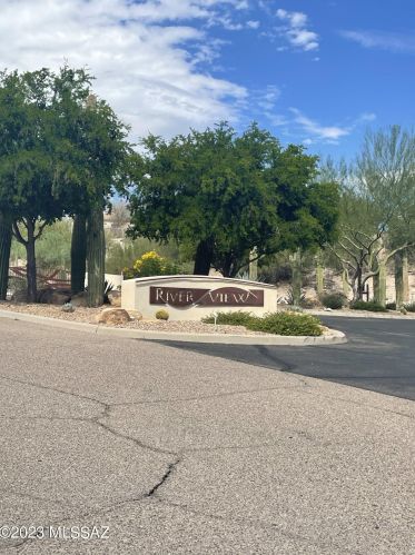 908 Firehole River Way, Tucson, AZ 85718-4765