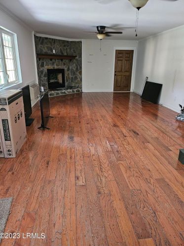 7015 Magnolia St, Beaufort SC  29906-6857 exterior