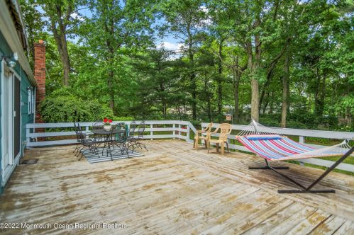 345 Princeton Ave, Berkeley Township NJ  08721-2321 exterior