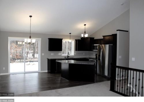 35624 Palisade Dr, Spectacle Lake, MN 55008-8050