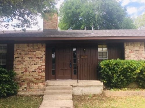 2631 Forest Grove Dr, Richardson TX  75080-1853 exterior