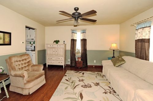 3608 Washington Ave, Finleyville, PA 15332-1330