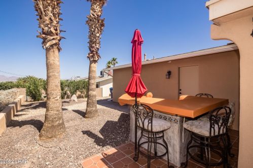 585 Knobhill Dr, Lake Havasu City AZ  86403-4937 exterior