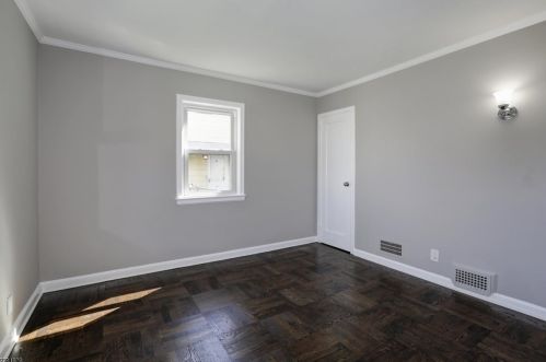 71 James Ave, Clark NJ  07066-1212 exterior