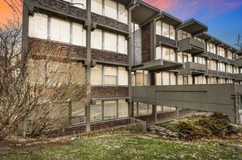 5619 Kentucky Ave, Pittsburgh, PA 15232-2646