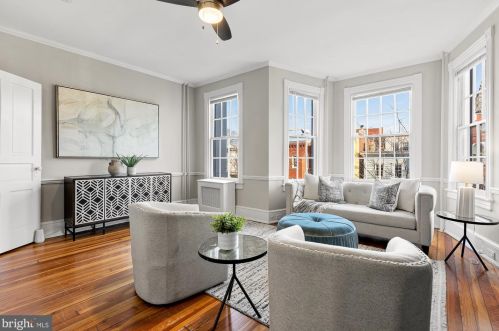 124 6 St, Washington DC 20002-2215 exterior