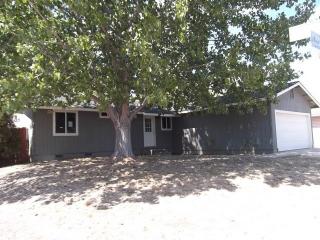 1011 Sunrise Way, Yreka, CA 96097-3227