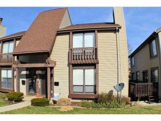 109 Saint Andrews Dr, Cincinnati, OH 45245-2903