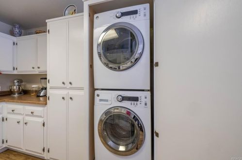 1068 Sierra Ave, Big Bear City CA  92314-9510 exterior