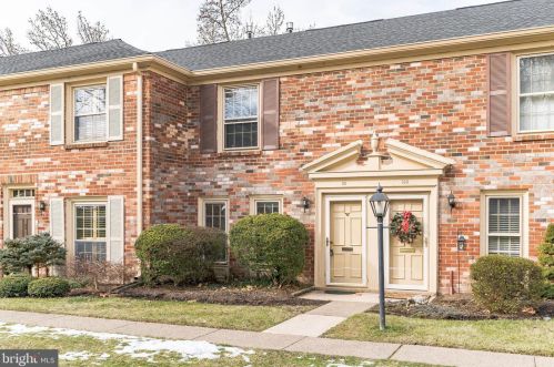 131 Macklenburg Dr, Blue Bell, PA 19422-1121