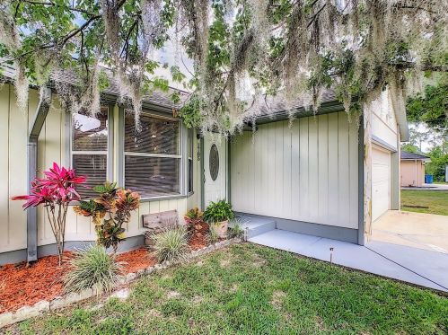 1785 6th Ave, Deland, FL 32724-1644