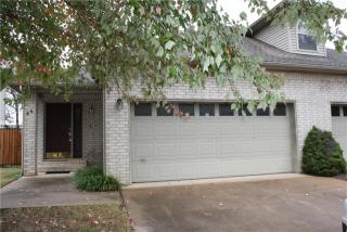 66 Cydnee St, Fayetteville AR  72703-3985 exterior