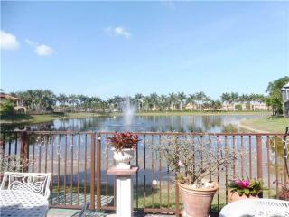 2732 152nd Ct, Miami, FL 33185-5668
