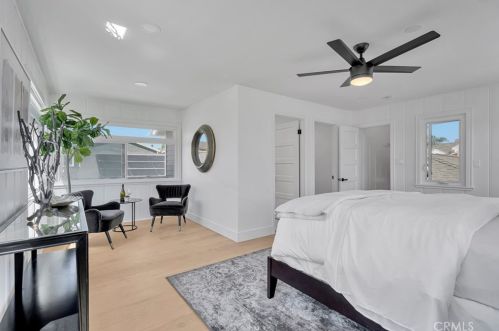 307 Fernando St, Newport Beach CA  92661-1236 exterior