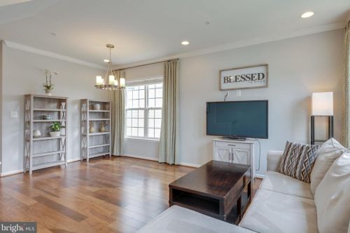 15399 Rosemont Manor Dr, Haymarket VA  20169-6271 exterior