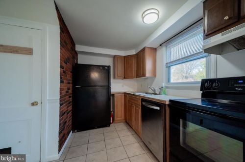 20 Alvil Rd, Wilmington DE  19805-2030 exterior