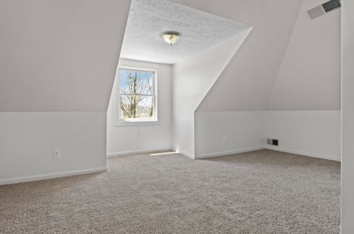 711 Bluff St, Bridgeville PA  15017-2431 exterior