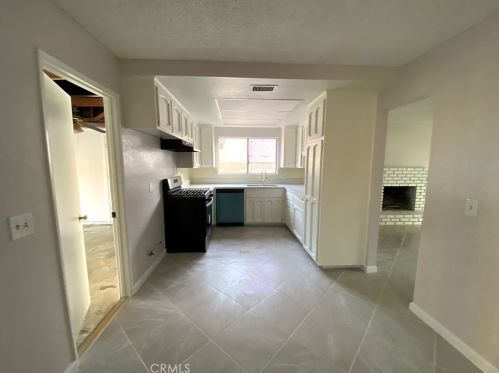 6055 Scheelite St, Riverside CA  92509-5050 exterior