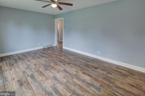 511 Columbia Ave, Dover DE  19904-2916 exterior